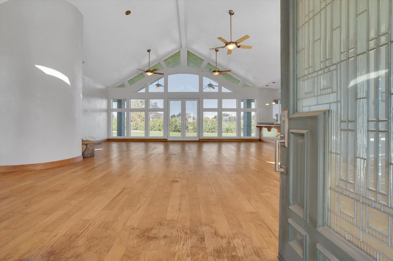 20170 River Road Stevinson, CA 95374 - Photo 10 of 77 a view of an entryway with a floor