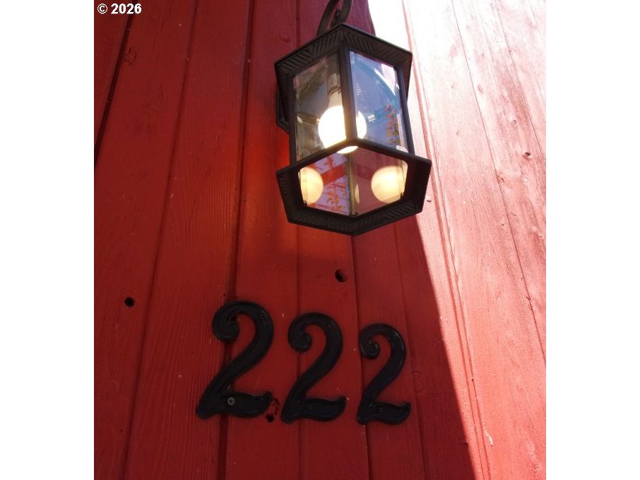 222 1st Avenue Riddle, OR 97469 - Photo 30 of 36