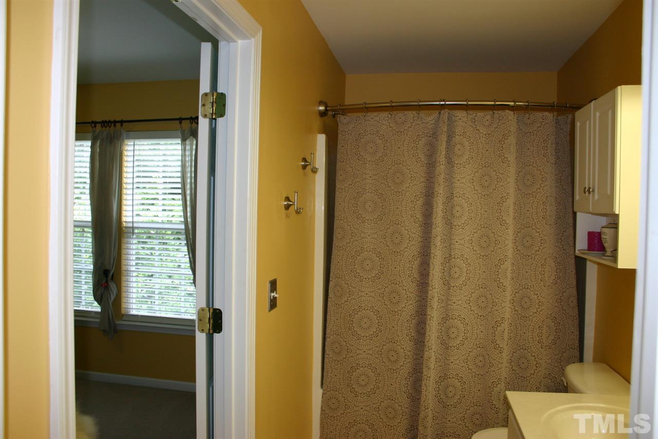 7246 Janston Drive Raleigh, NC 27613 - Photo 11 of 24