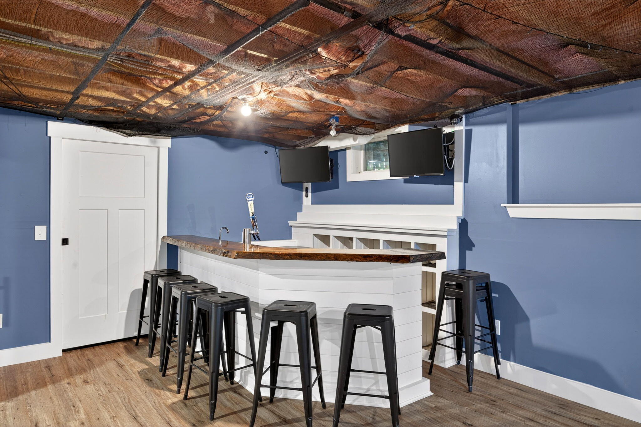 12 Sarah Lawrence Road Sandwich, MA 02563 - Photo 39 of 54 a view of a kitchen with a table and chairs