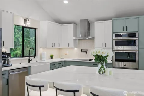 $975,000 | 16031 Southeast 167th Place, Renton, WA 98058
