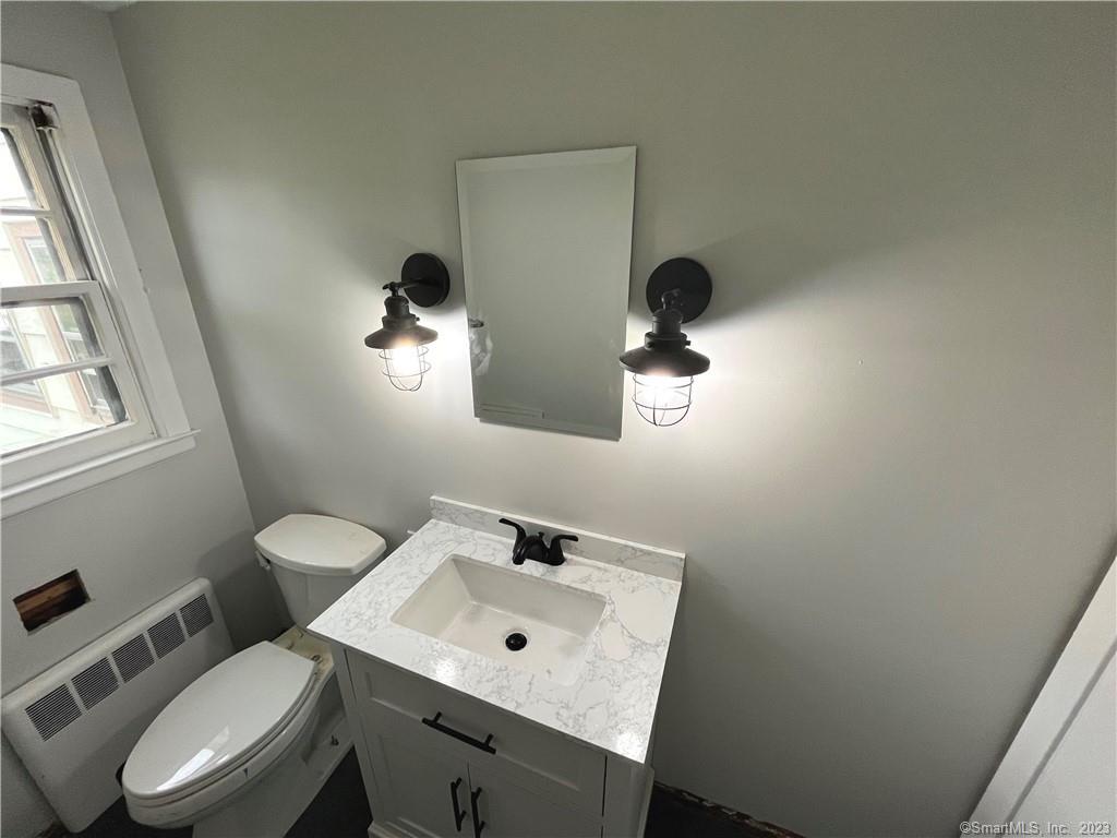 79 Goodwin Avenue Wethersfield, CT 06109 - Photo 24 of 27