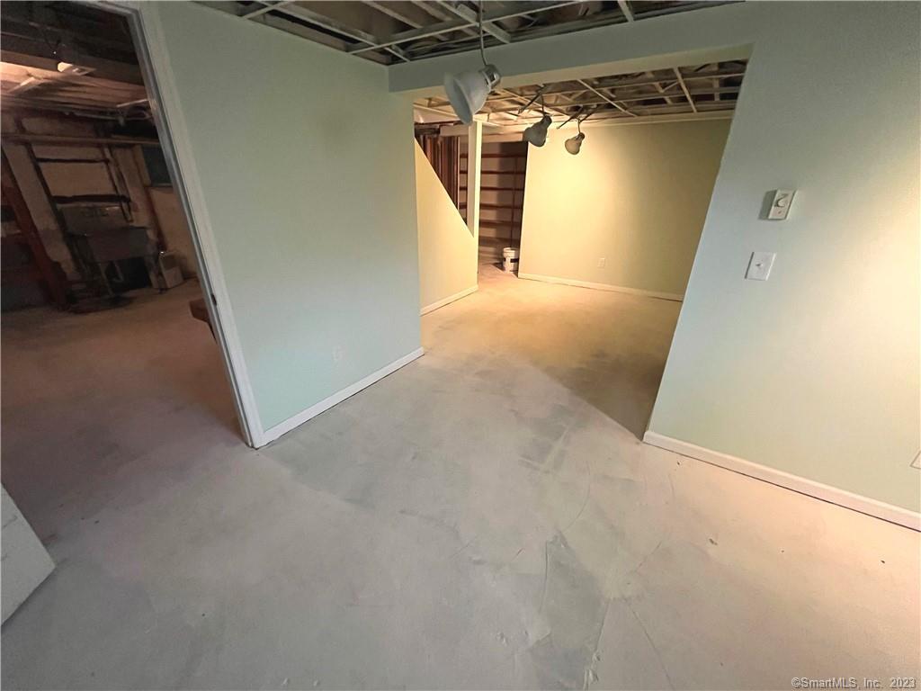 79 Goodwin Avenue Wethersfield, CT 06109 - Photo 25 of 27