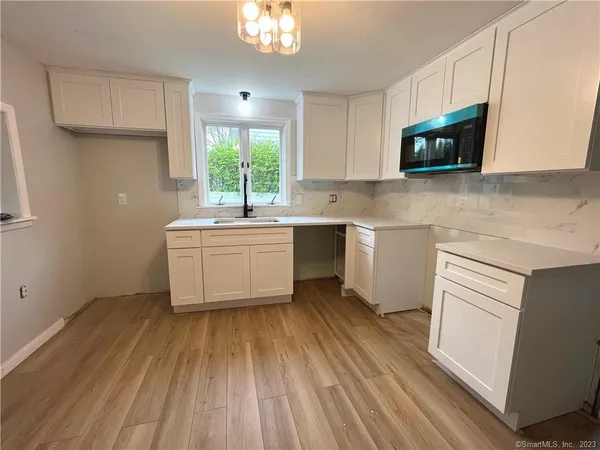 $2,900 | 79 Goodwin Avenue, Wethersfield, CT 06109