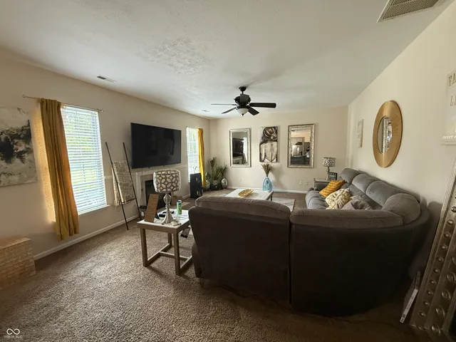 $399,900 | 611 Crossfield Court, Indianapolis, IN 46239