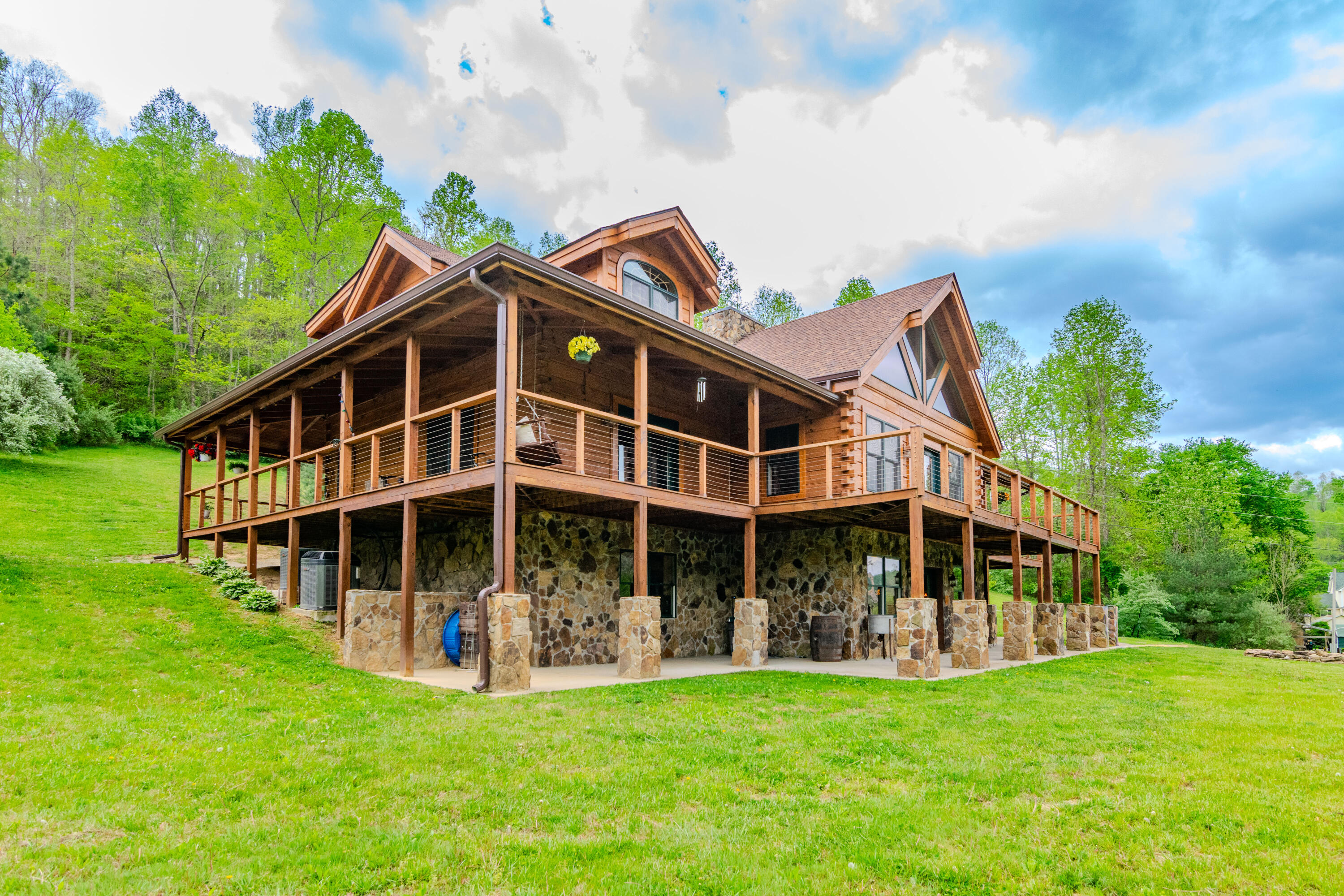 110 Dairy Farm Road Manchester, KY 40962 - Photo 49 of 57 110DairyFarm-0193