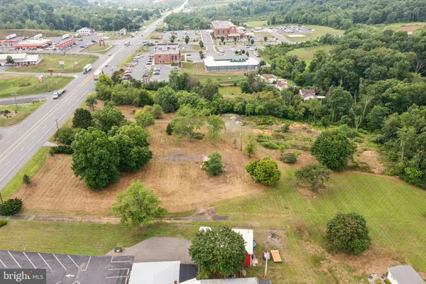 $925,000 | 1193-95 Centre Turnpike, Orwigsburg, PA 17961