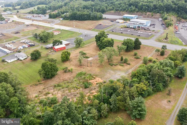 $925,000 | 1193-95 Centre Turnpike, Orwigsburg, PA 17961