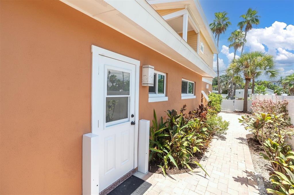 16102 4th Street East Redington Beach, FL 33708 - Photo 38 of 60