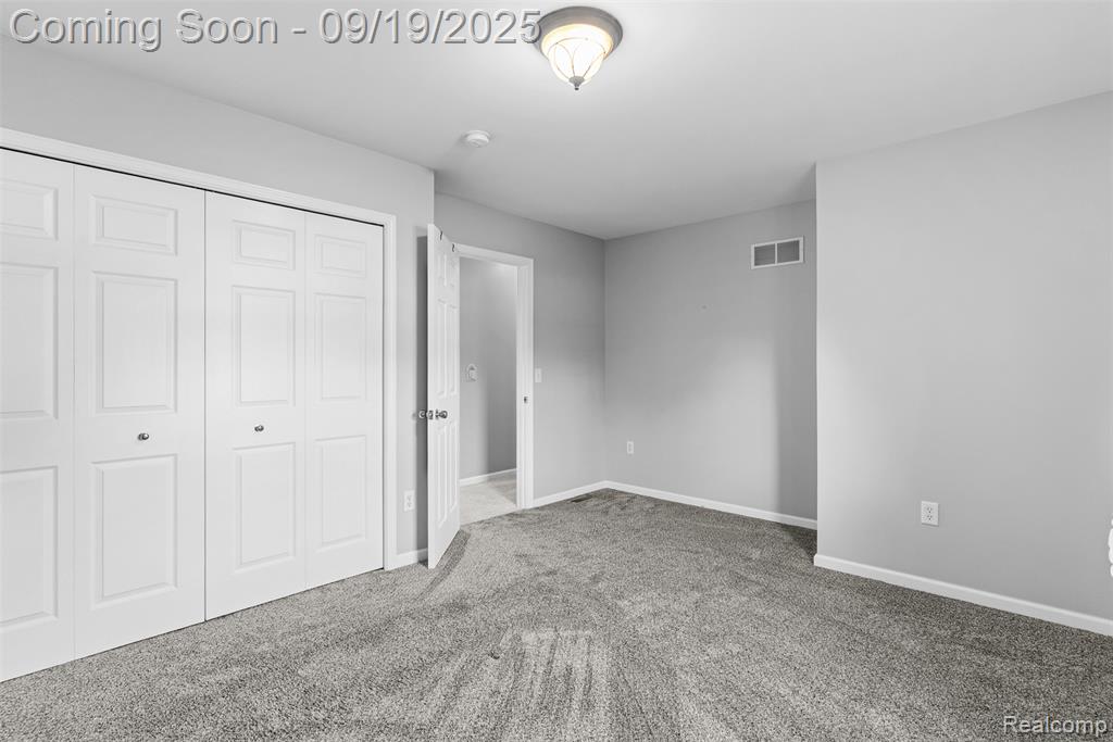 1091 West Reid Road Flint, MI 48507 - Photo 21 of 35