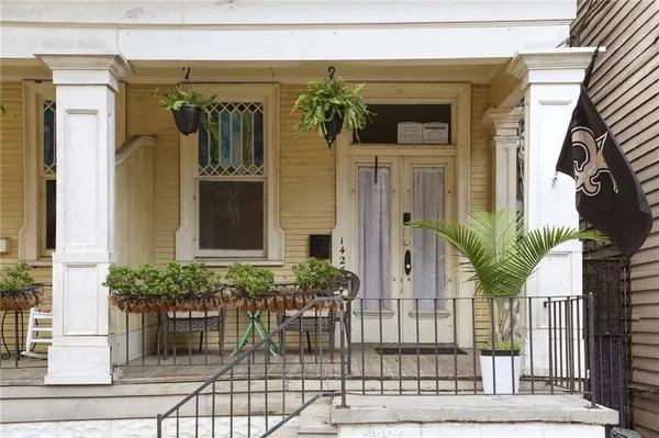 $1,500 | 1427 Royal Street, New Orleans, LA 70116