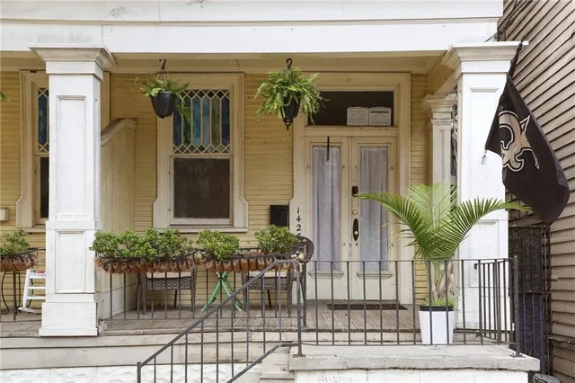 $1,595 | 1427 Royal Street, New Orleans, LA 70116