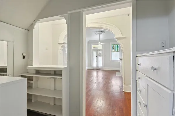 $1,500 | 1427 Royal Street, New Orleans, LA 70116