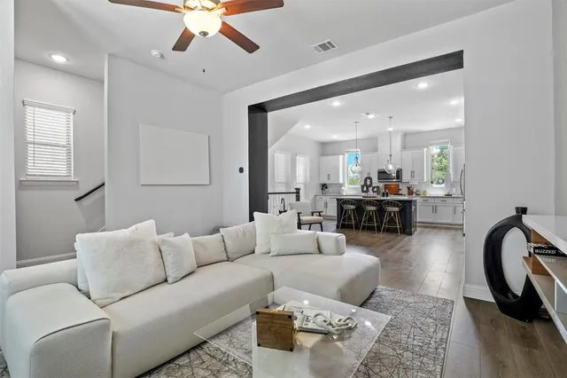 $2,500 | 2264 Palomino Street, Mesquite, TX 75149