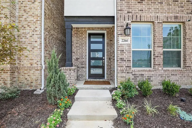 $2,500 | 2264 Palomino Street, Mesquite, TX 75149