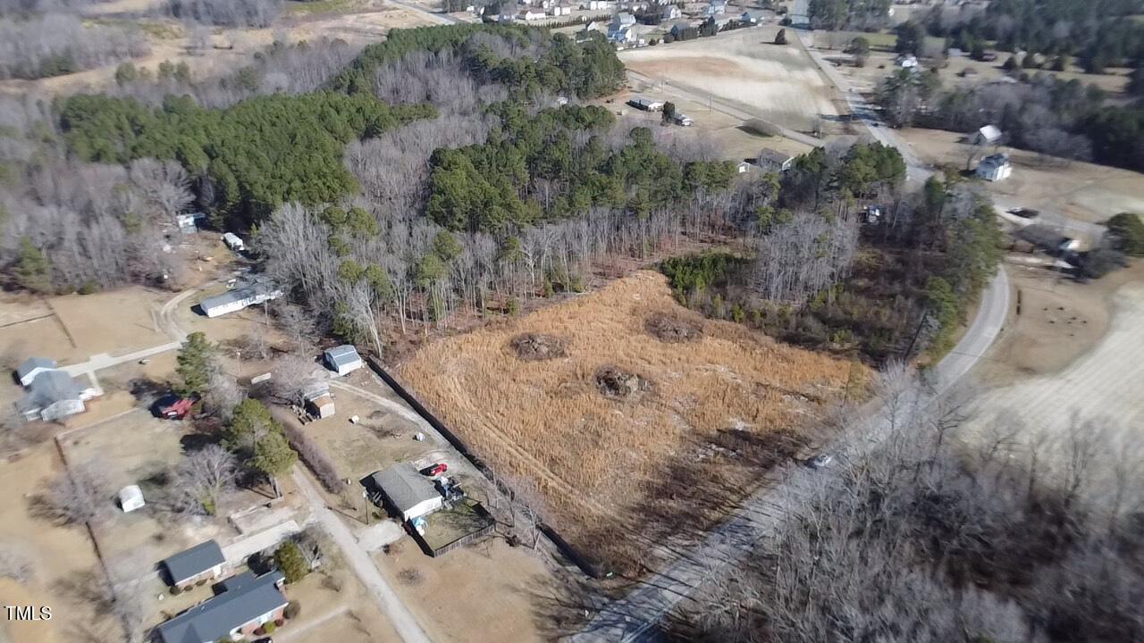 5833 Mitchell Mill Road Wake Forest, NC 27587 - Photo 6 of 7 2025-02-03-11-21-12-126