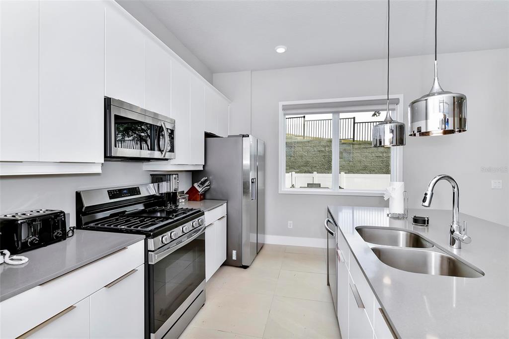 7740 Sandy Ridge Drive, Unit 121 Reunion, FL 34747 - Photo 29 of 60