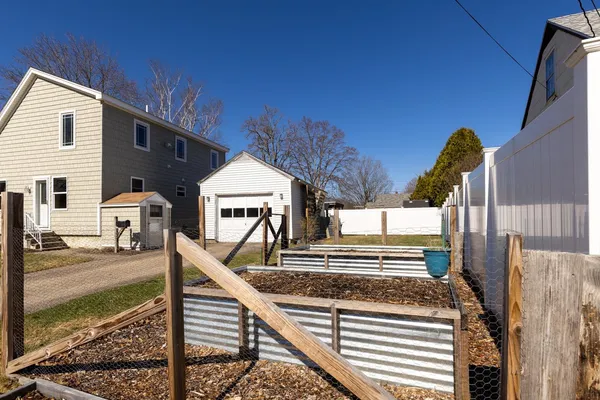 $490,000 | 13 Elmview Circle, Dover, NH 03820