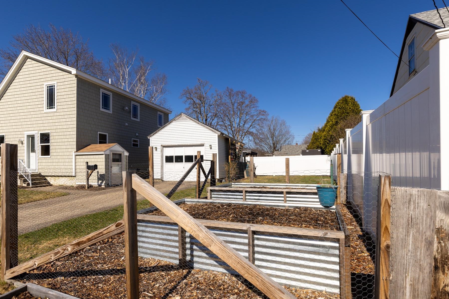 13 Elmview Circle Dover, NH 03820 - Photo 27 of 33