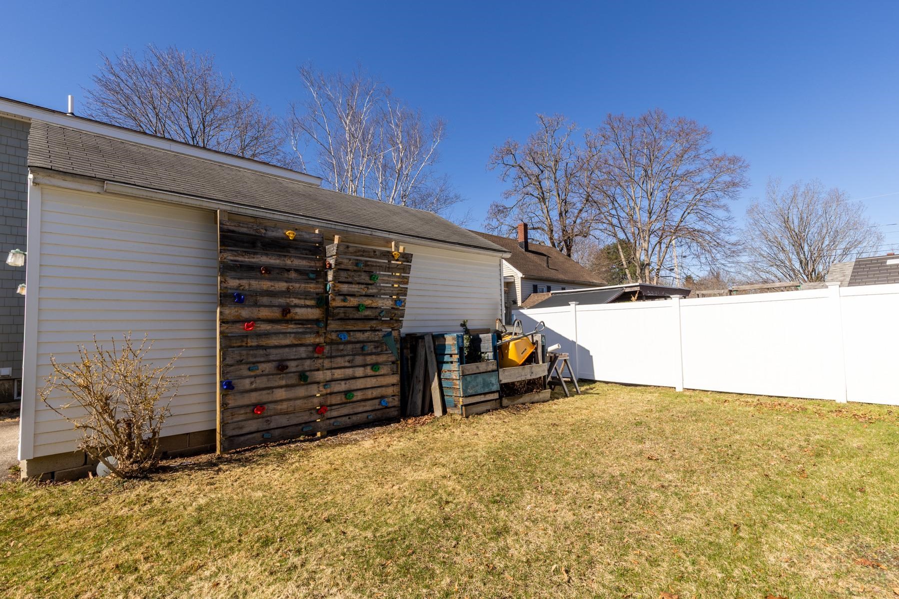 13 Elmview Circle Dover, NH 03820 - Photo 33 of 33