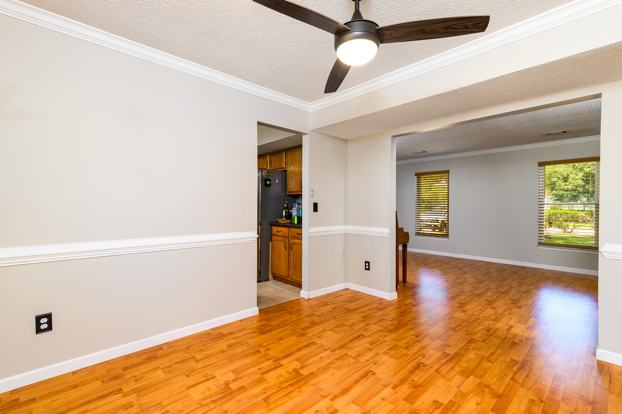 1406 Diamond Boulevard Mount Pleasant, SC 29466 - Photo 8 of 45 1406 Diamond - 10 - CMG