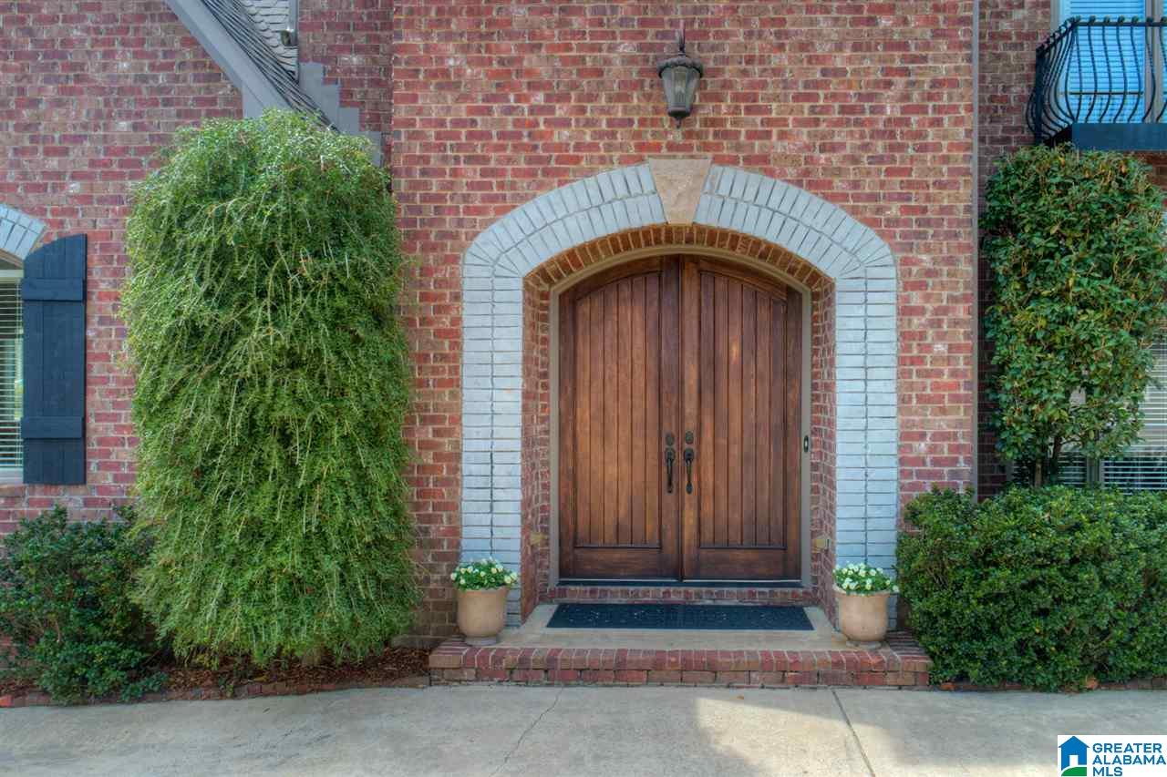 128 Liberty Cove Chelsea, AL 35043 - Photo 2 of 50
