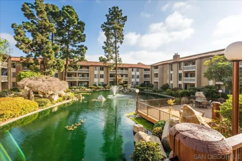 $369,500 | 4600 Lamont Street, Unit 224, San Diego, CA 92109