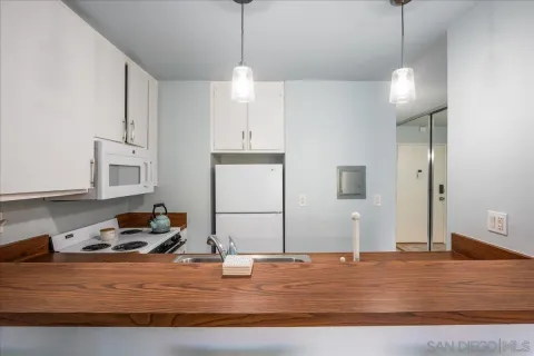 $369,500 | 4600 Lamont Street, Unit 224, San Diego, CA 92109