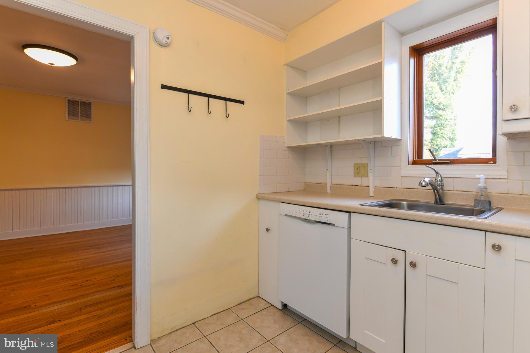 307 Wildwood Avenue Pitman, NJ 08071 - Photo 12 of 36 Gallery Image 12