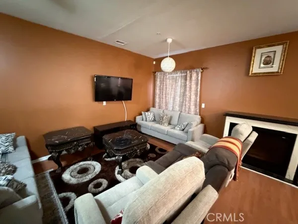 $795,950 | 9300 Burnet Avenue, Unit 122, North Hills, CA 91343