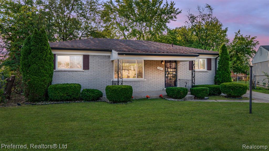 4045 Burns Street Inkster, MI 48141 - Photo 1 of 28