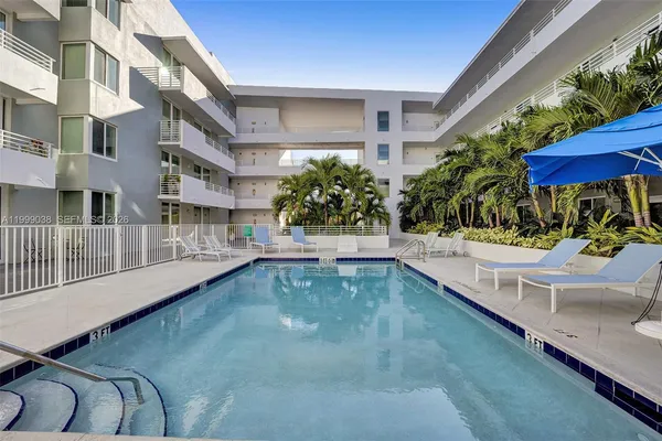 $699,000 | 7800 Collins Avenue, Unit 101, Miami Beach, FL 33141