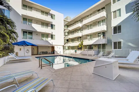 $699,000 | 7800 Collins Avenue, Unit 101, Miami Beach, FL 33141