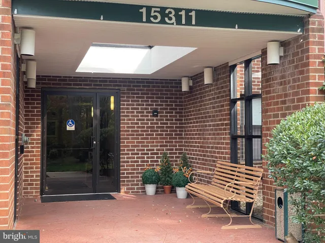 a view of outdoor space