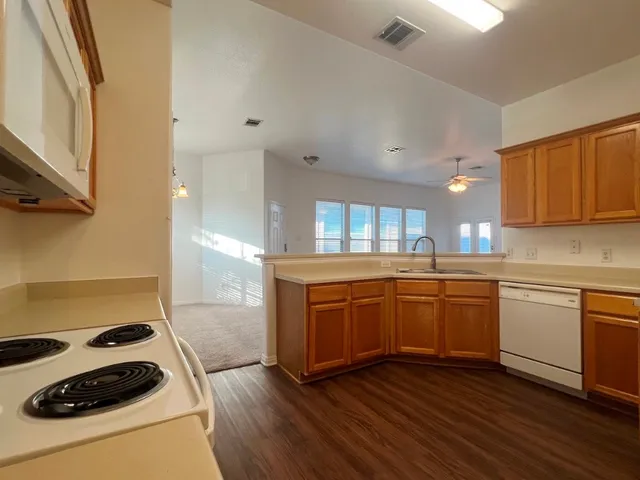 $1,495 | 128 Otono Loop, Kyle, TX 78640