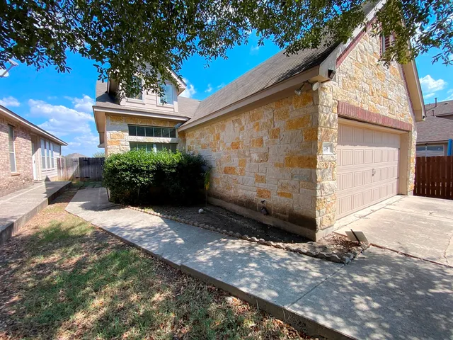 $1,495 | 128 Otono Loop, Kyle, TX 78640