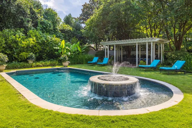 $1,449,000 | 2702 North Ocoee Street, Cleveland, TN 37312