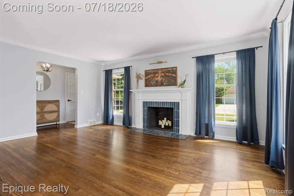 1206 Hawthorne Road Grosse Pointe, MI 48236 - Photo 7 of 28