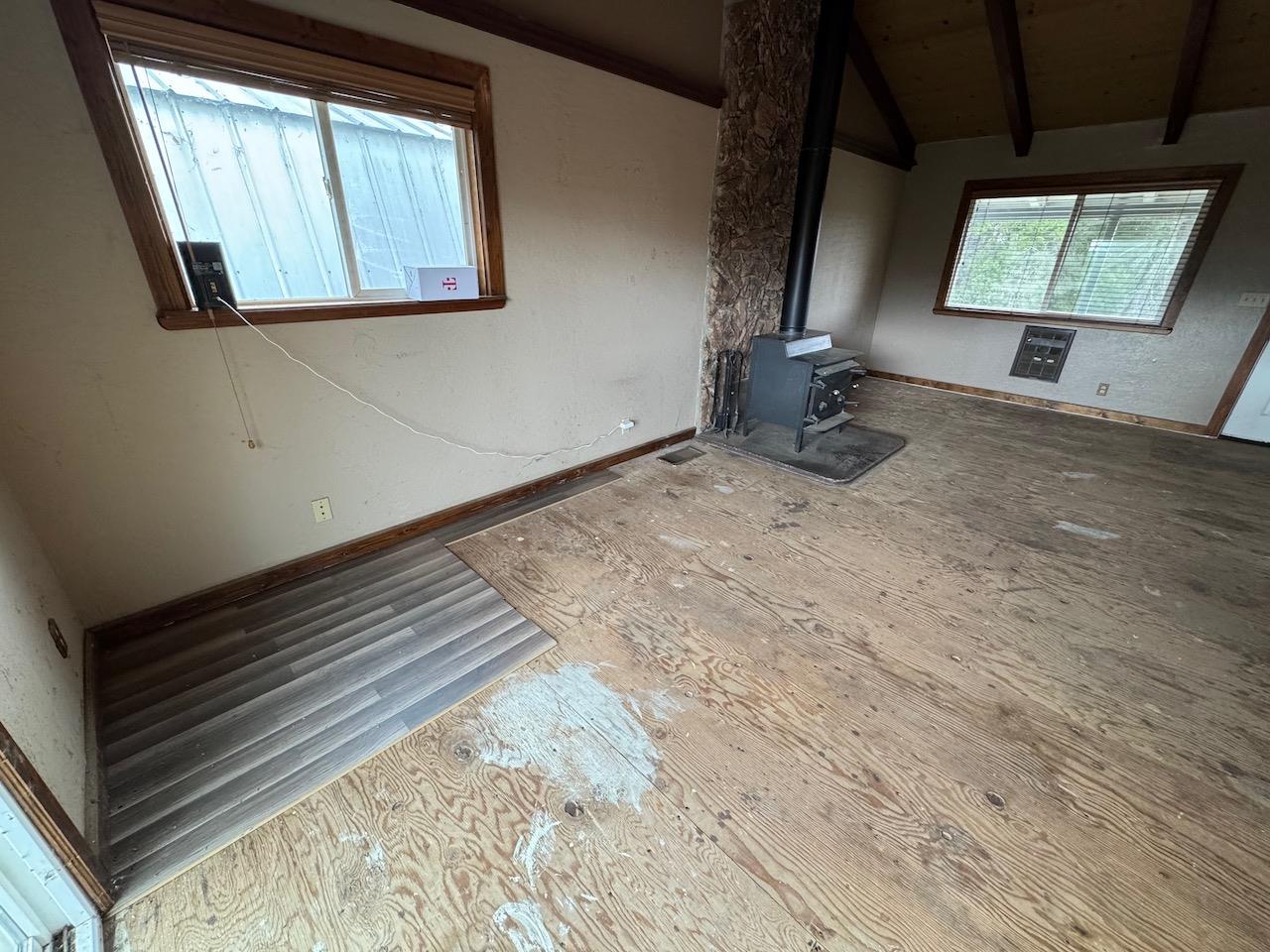 14950 Clinton Road Jackson, CA 95642 - Photo 25 of 50 a view of a room