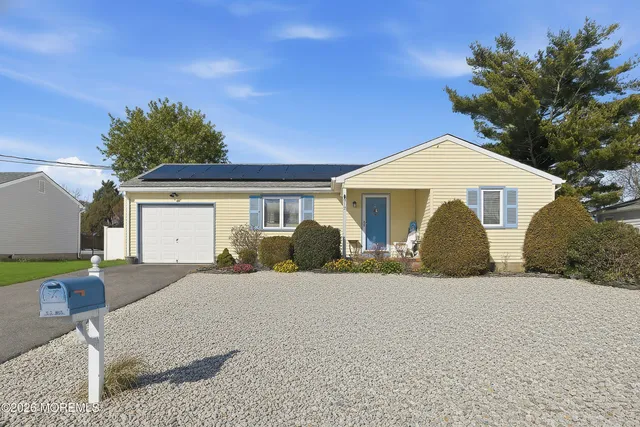 $394,900 | 912 Sarasota Drive, Forked River, NJ 08731