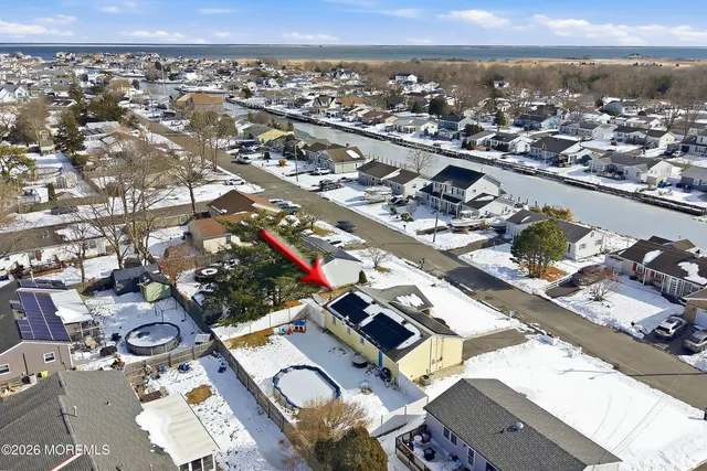 $394,900 | 912 Sarasota Drive, Forked River, NJ 08731