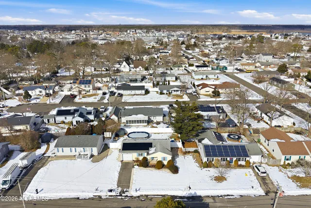 $394,900 | 912 Sarasota Drive, Forked River, NJ 08731