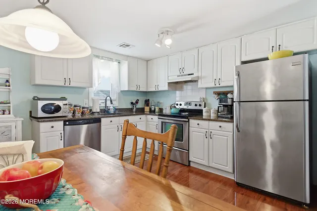 $394,900 | 912 Sarasota Drive, Forked River, NJ 08731