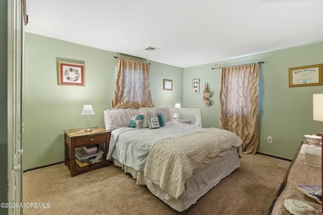 $394,900 | 912 Sarasota Drive, Forked River, NJ 08731