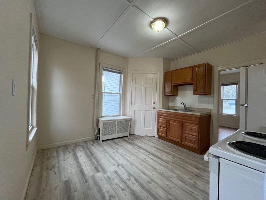 257 Ashley Street West Springfield, MA 01089 - Photo 14 of 32 Gallery Image 14