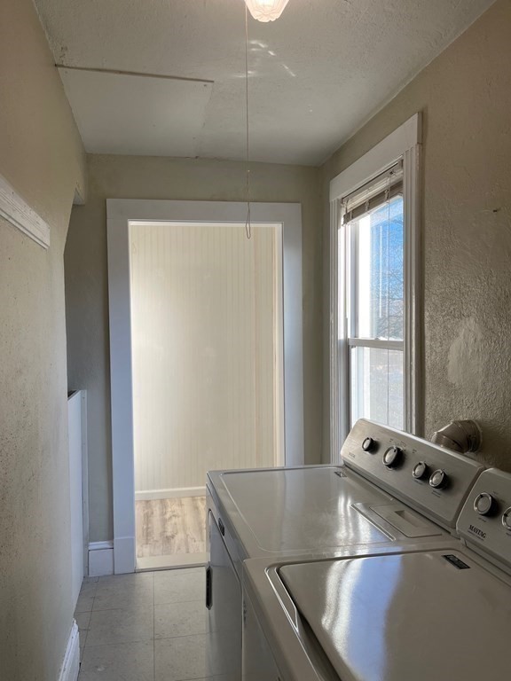 257 Ashley Street West Springfield, MA 01089 - Photo 15 of 32 Gallery Image 15