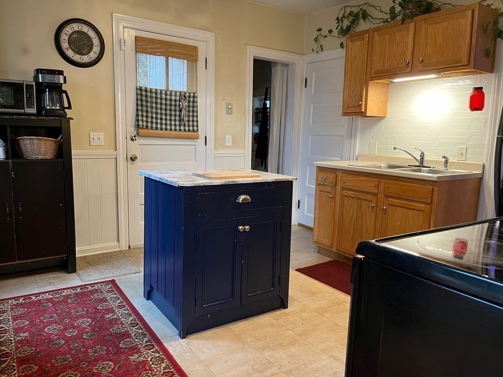 257 Ashley Street West Springfield, MA 01089 - Photo 28 of 32 Gallery Image 28