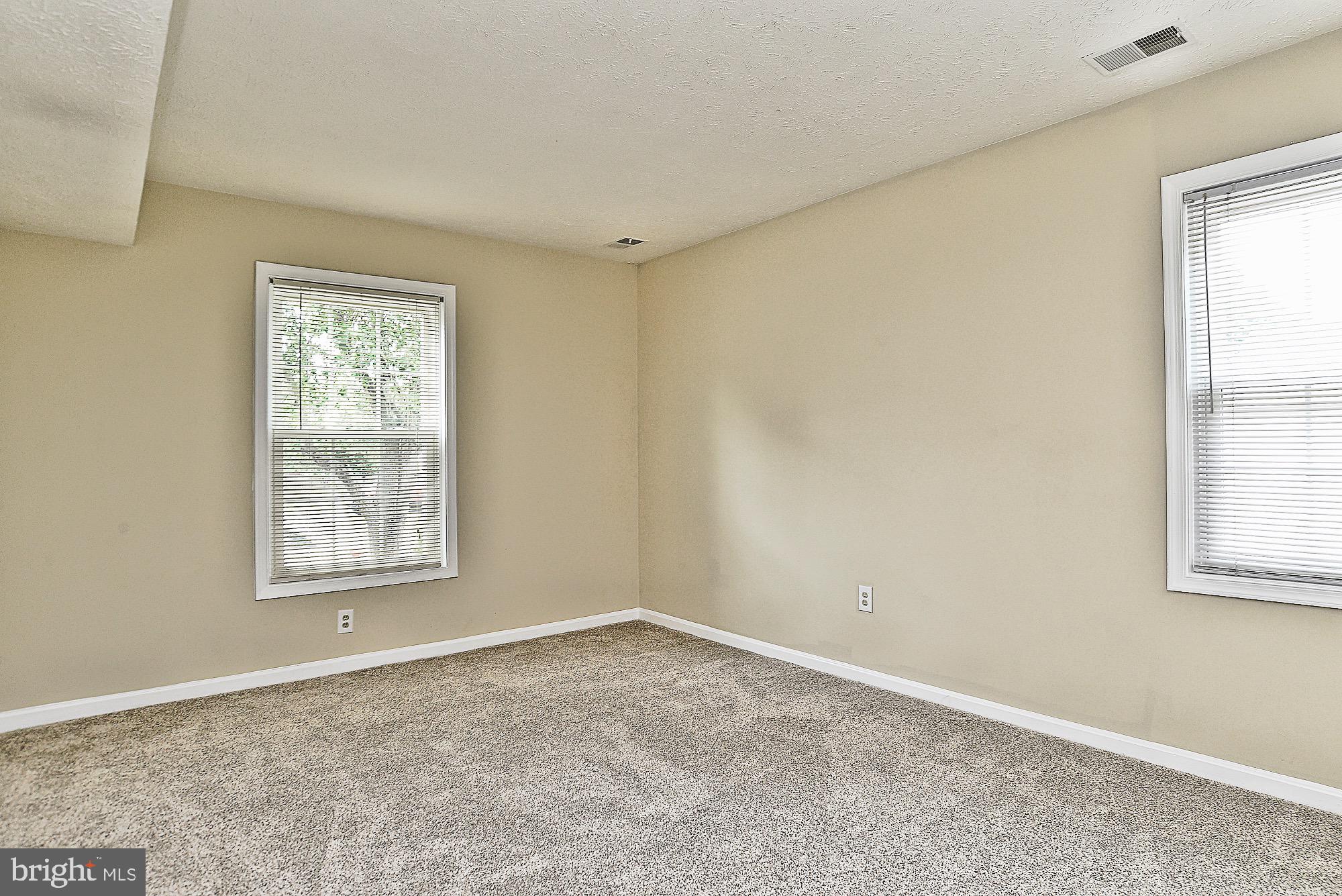 13213 Jasper Road Fairfax, VA 22033 - Photo 12 of 26 Large Main Floor Master BR