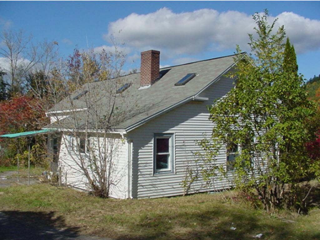242 Dean Road Pownal, VT 05261 - Photo 2 of 27