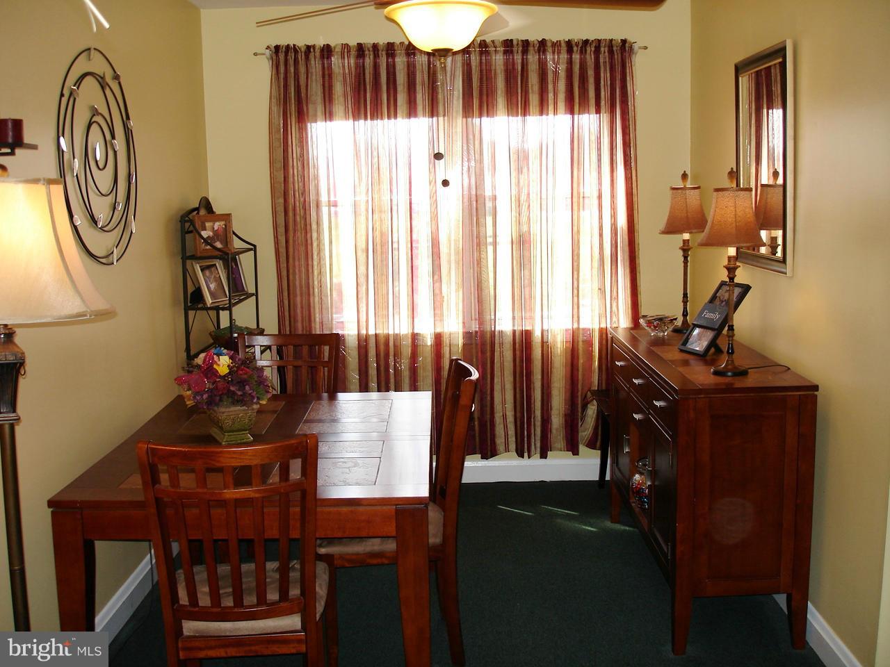 2708 Plainfield Road Dundalk, MD 21222 - Photo 3 of 22 Dining Room